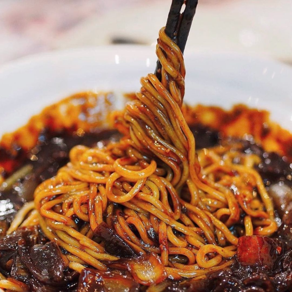 Rekomendasi Spot Makan Jjajangmyeon Terbaik di Jakarta