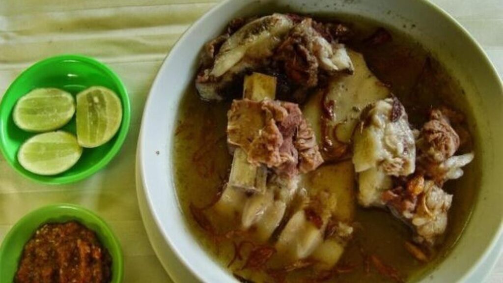 Cita Rasa Unik Sup Kaledo yang Selalu Bikin Kangen Kota Palu