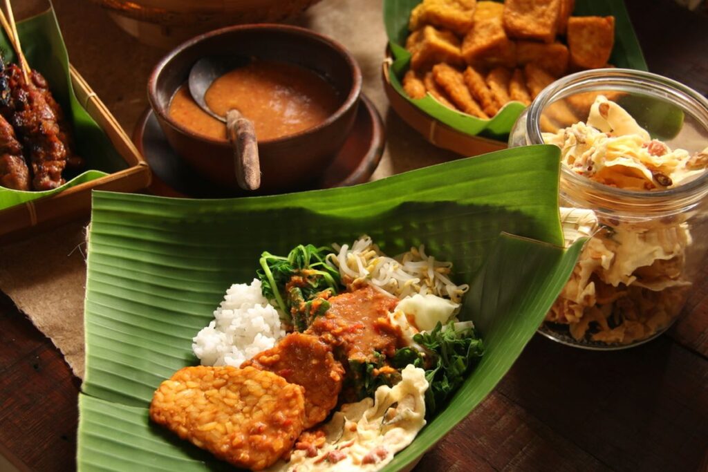Sejarah Panjang Pecel Madiun! Hidangan Legendaris Ini Ada Sejak Zaman Kerajaan