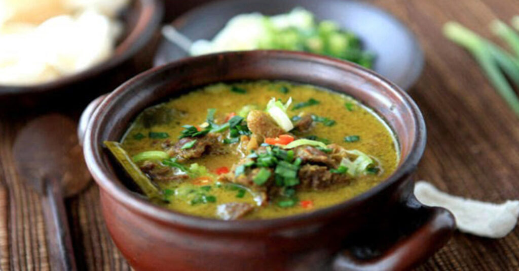 Kuliner Legendaris! Empal Gentong Cirebon Punya Cerita Budaya yang Dalam