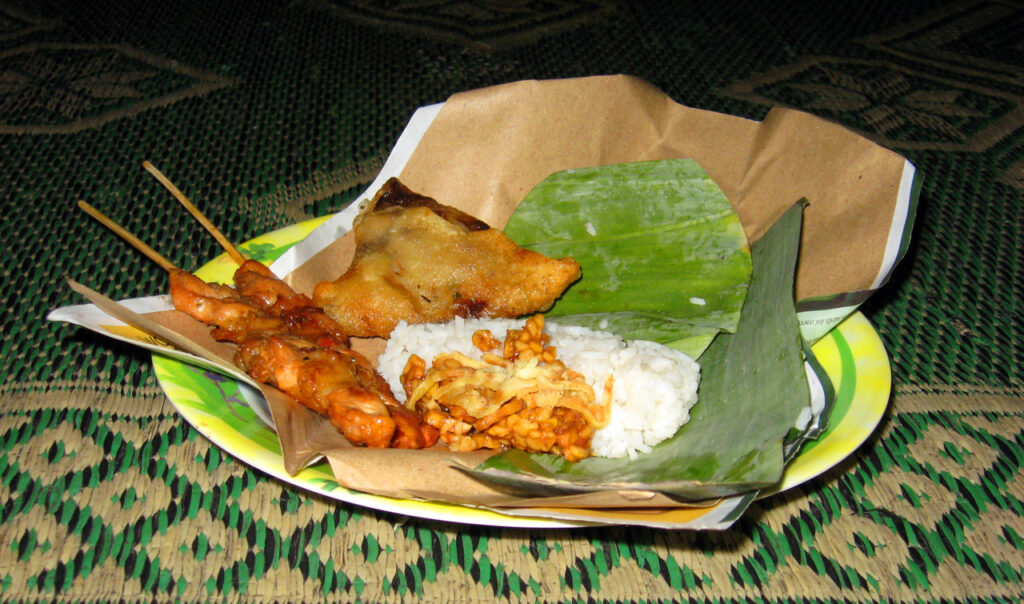 Lupa Diet Seketika! Wedangan Omah Lawas Solo Bikin Kalap dari Suapan Pertama
