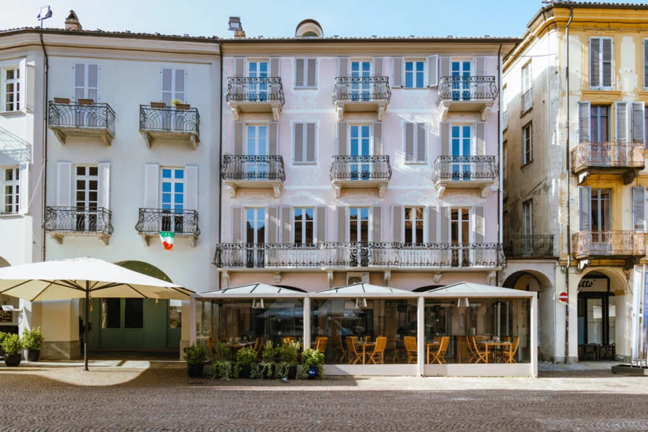 Terpukau Rasa Sempurna di Piazza Duomo Alba yang Mengejar Michelin Perfection