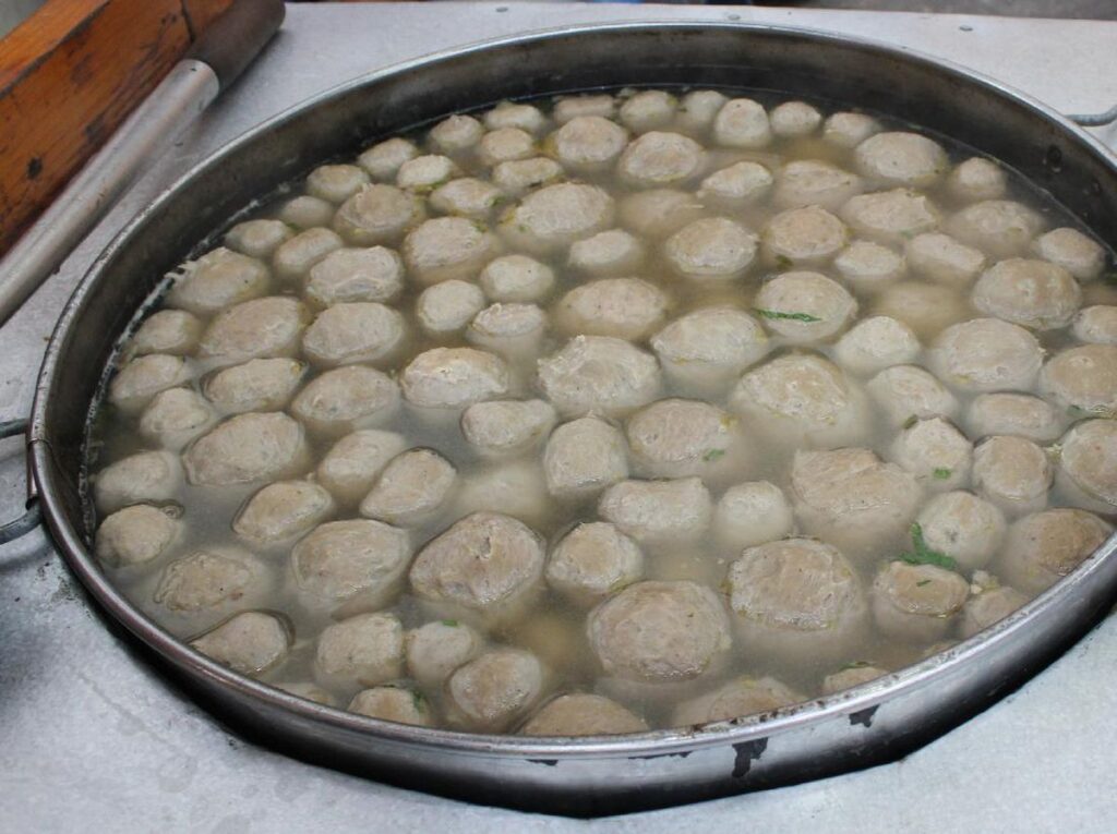 Rahasia Resep Kuah Bakso Sapi Bening dan Gurih yang Bikin Ketagihan, Cocok Banget Buat Ide Jualan!