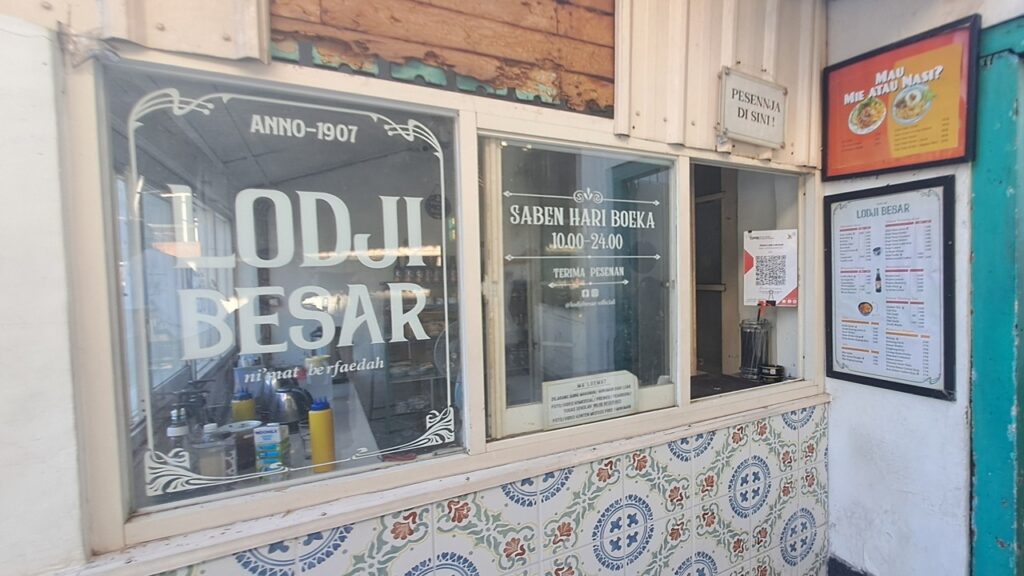 Cangkrukan Santai di Kafe Lodji Besar Ternyata Bisa Bikin Memori Lama Kembali Hidup!