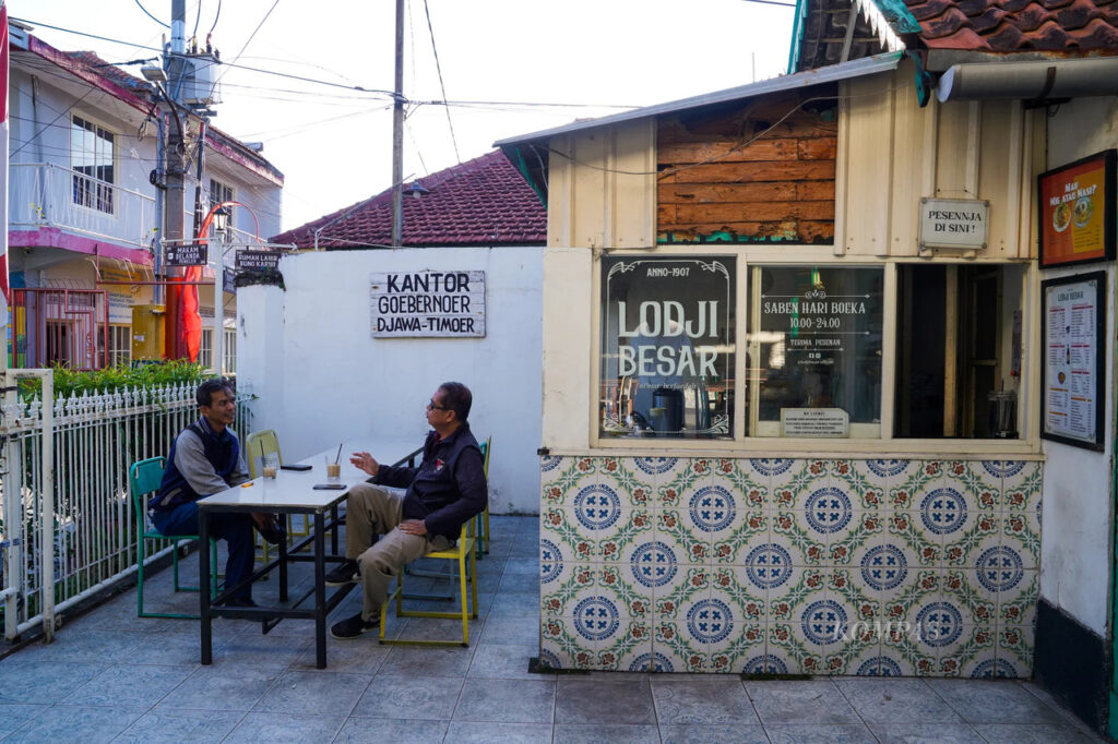 Cangkrukan Santai di Kafe Lodji Besar Ternyata Bisa Bikin Memori Lama Kembali Hidup!